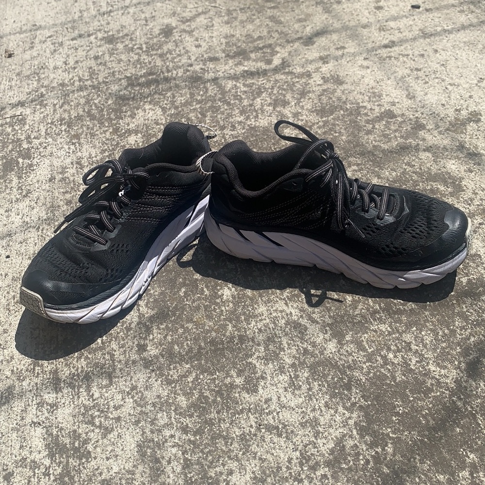 HOKA ONE ONE Clifton 6 Women's Cushioned Running Shoes US Size 5 1102873 BWHT